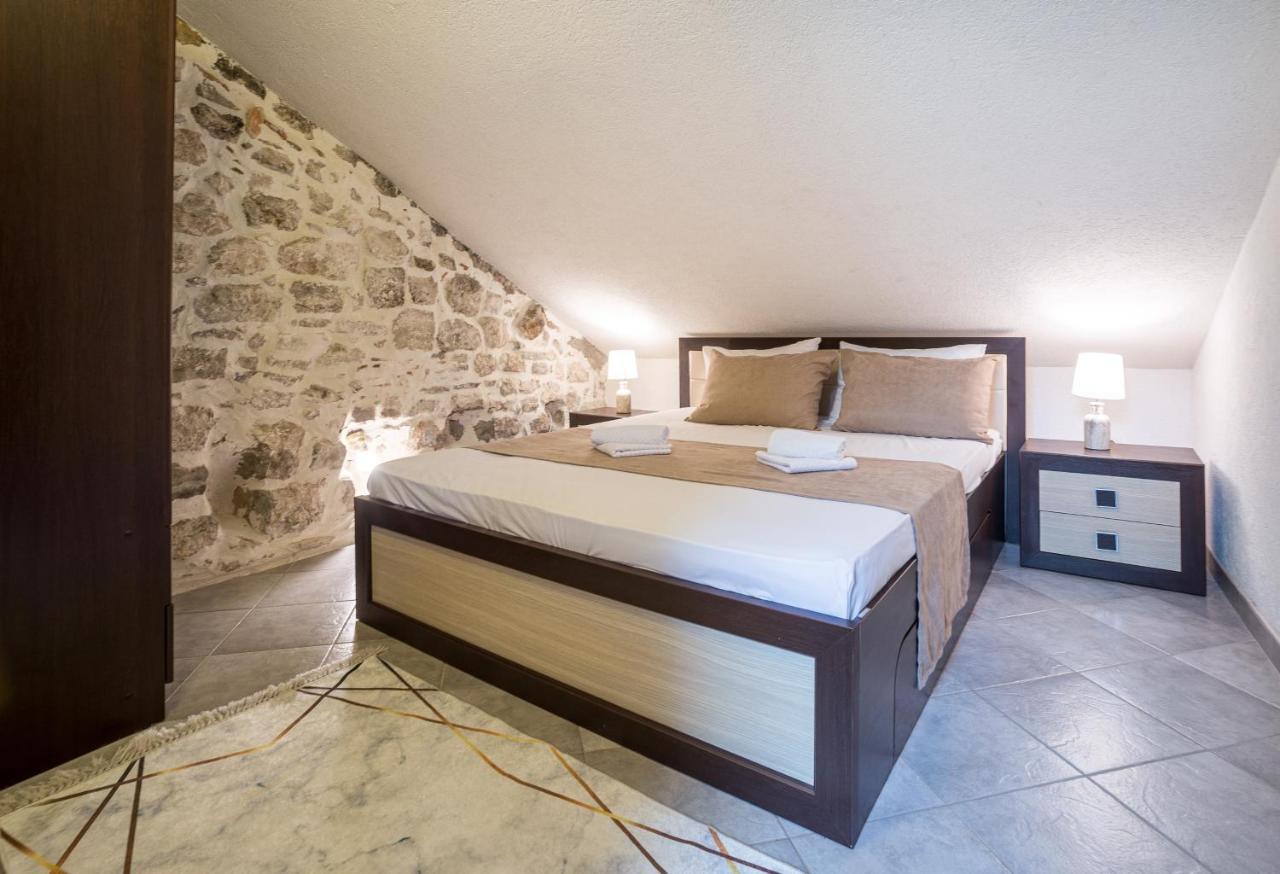 Little Bay Apartments Kotor Kültér fotó
