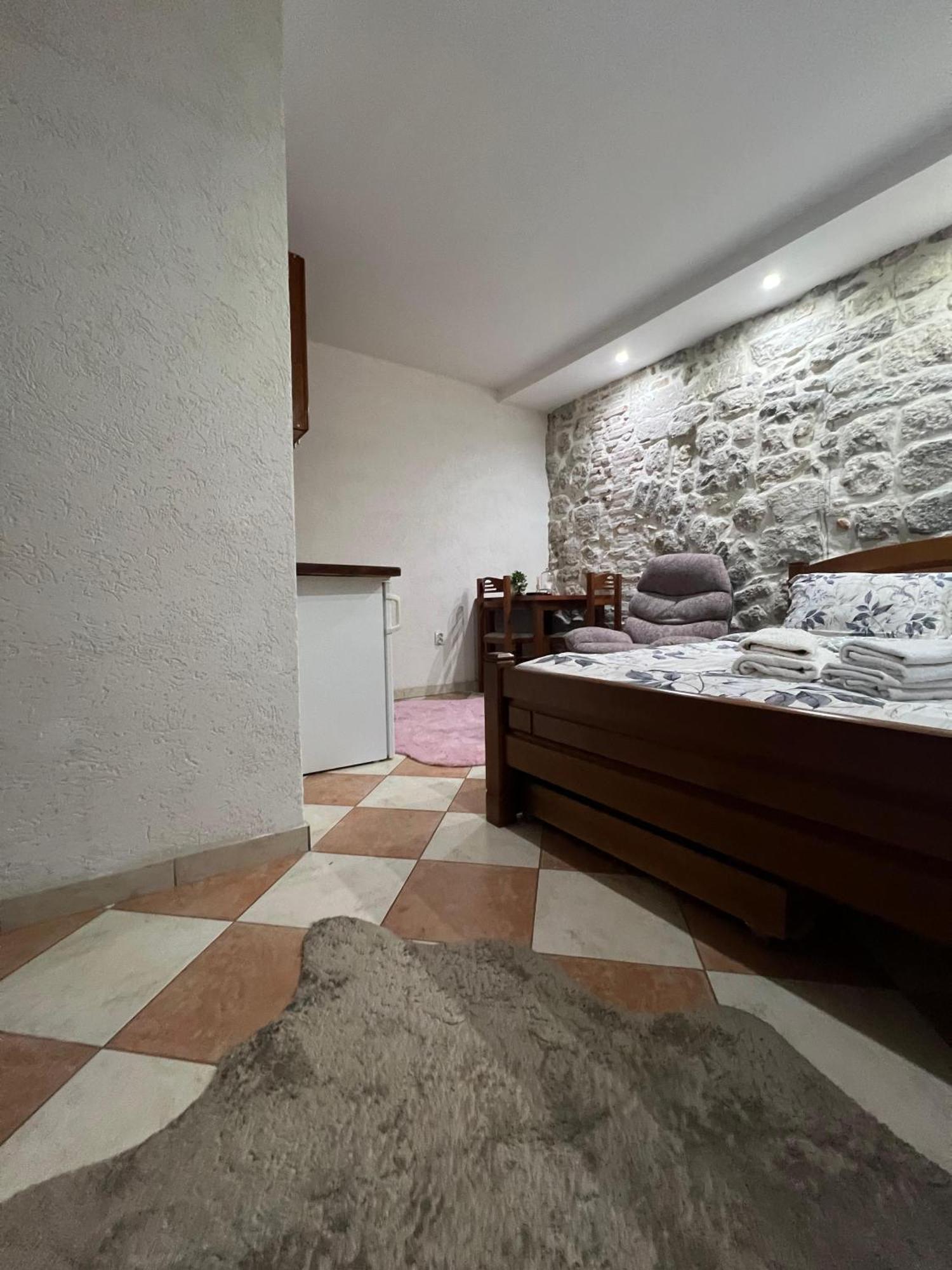 Little Bay Apartments Kotor Szoba fotó