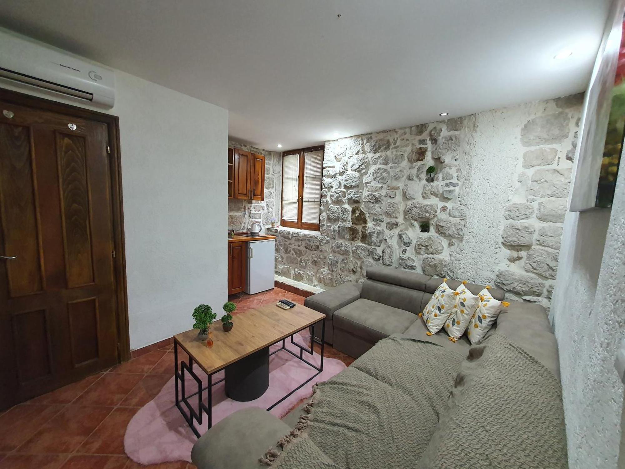 Little Bay Apartments Kotor Szoba fotó